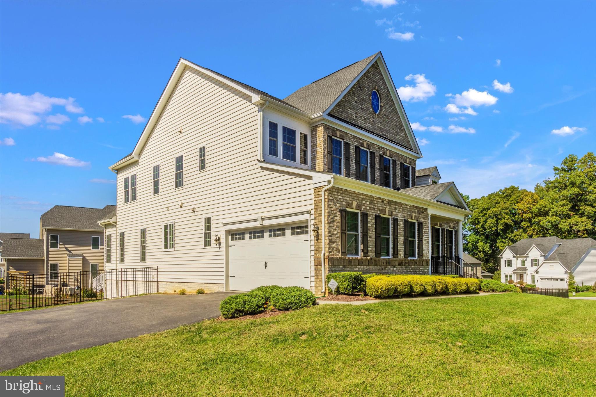 PRESERVE AT WINDSOR KNOLLS - Residential