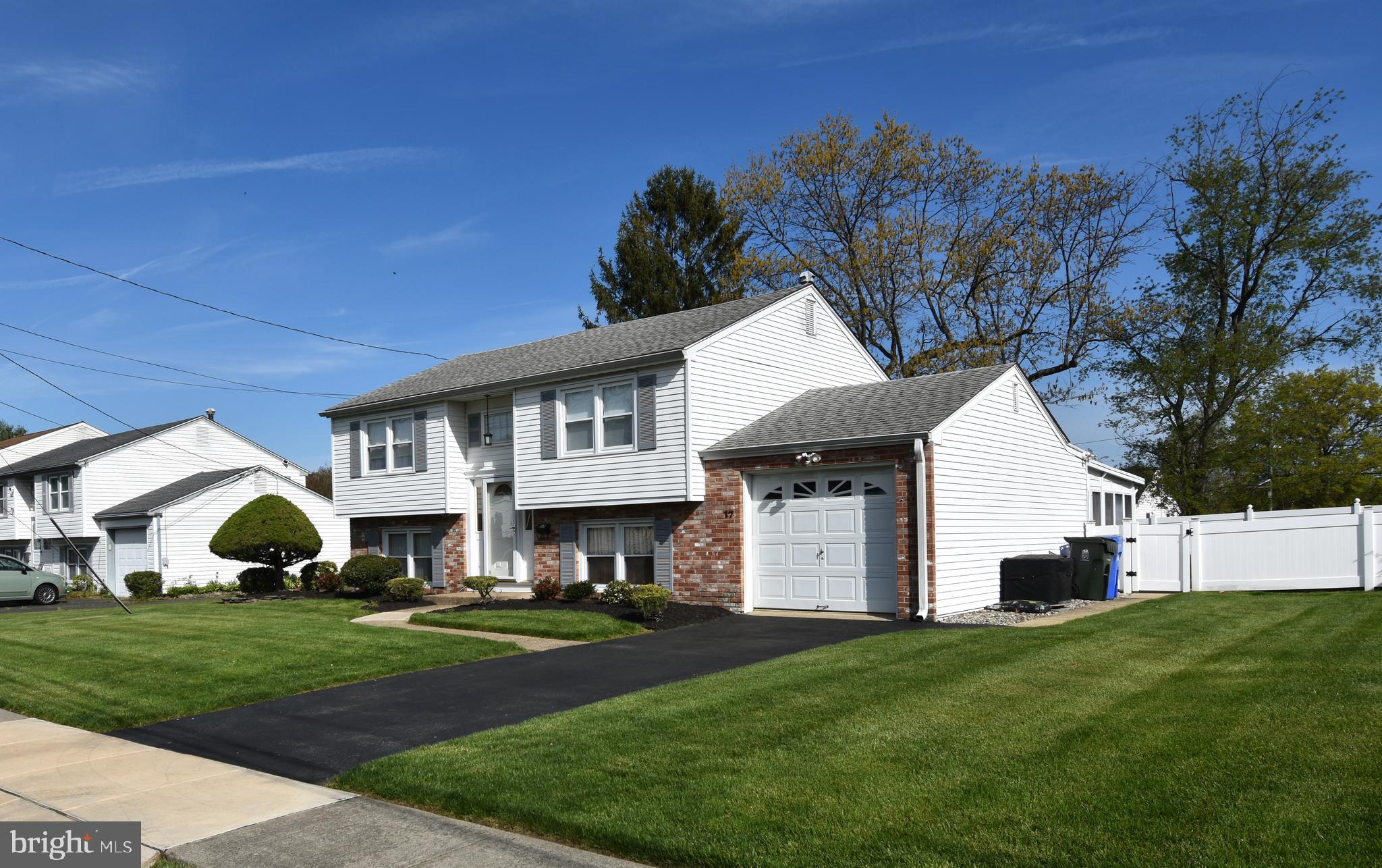 17 CYNWYD DRIVE
