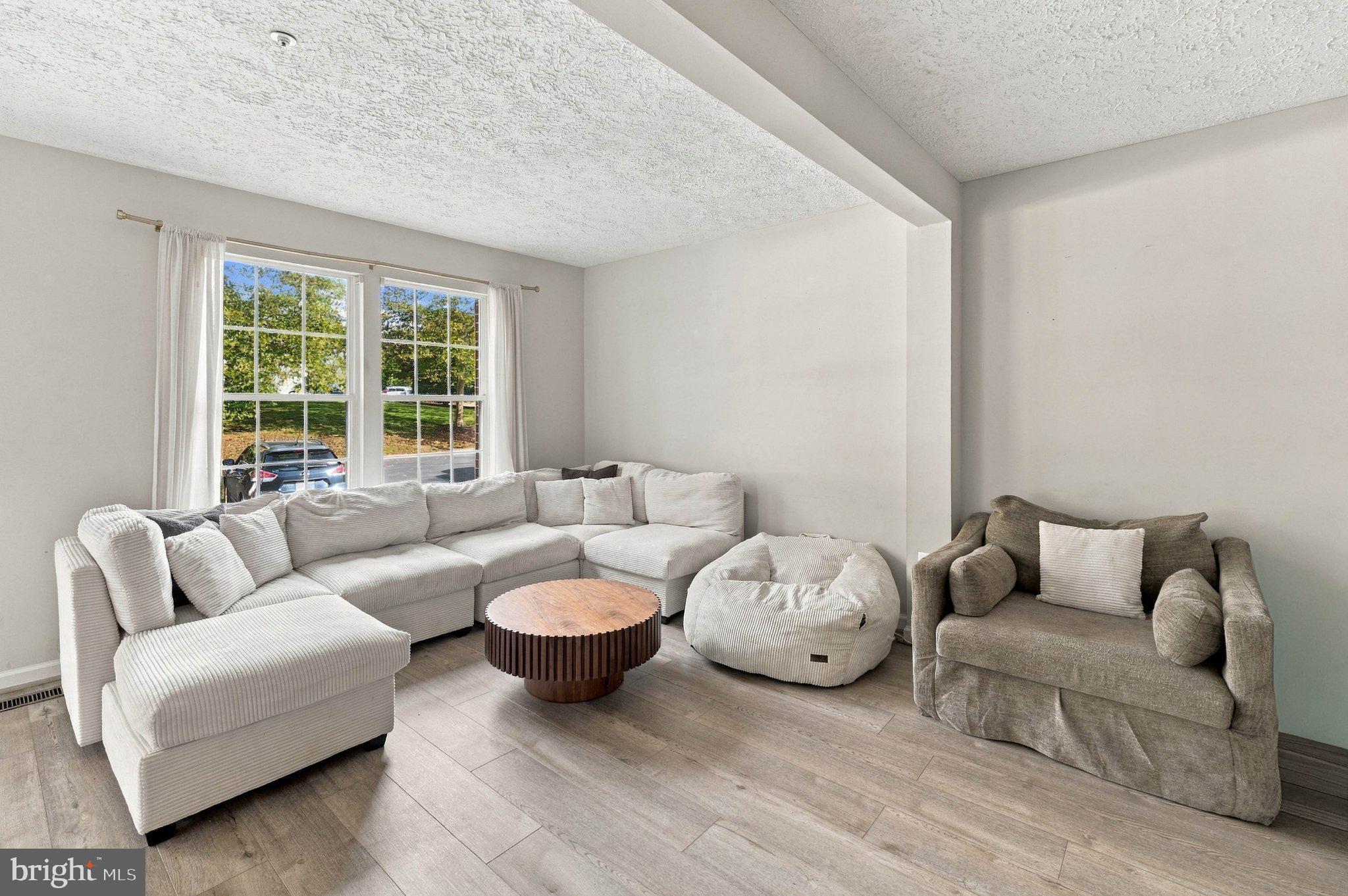 158 BRANCHWOOD COURT