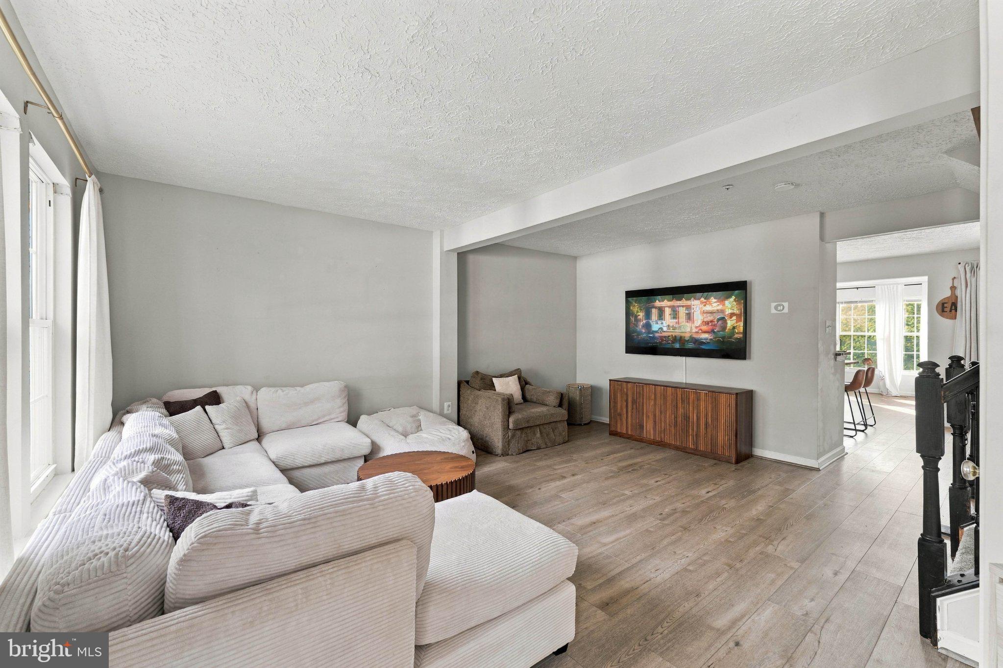 158 BRANCHWOOD COURT