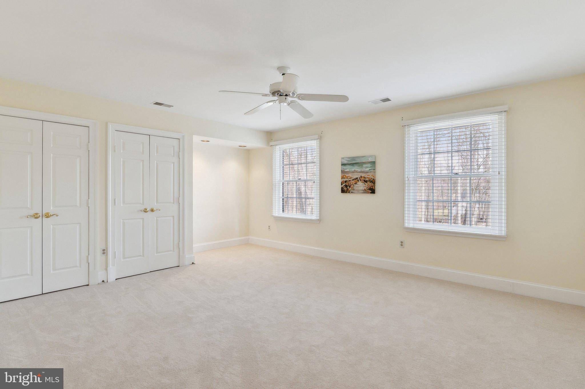 SPRING MEADOWS - Residential