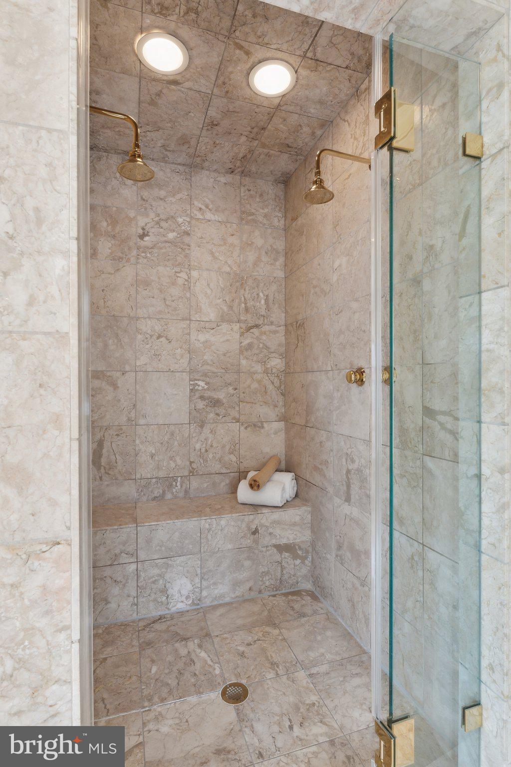 SPRING MEADOWS - Residential