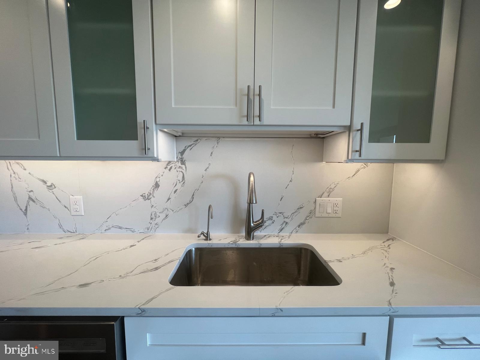 WYNNEWOOD - Residential