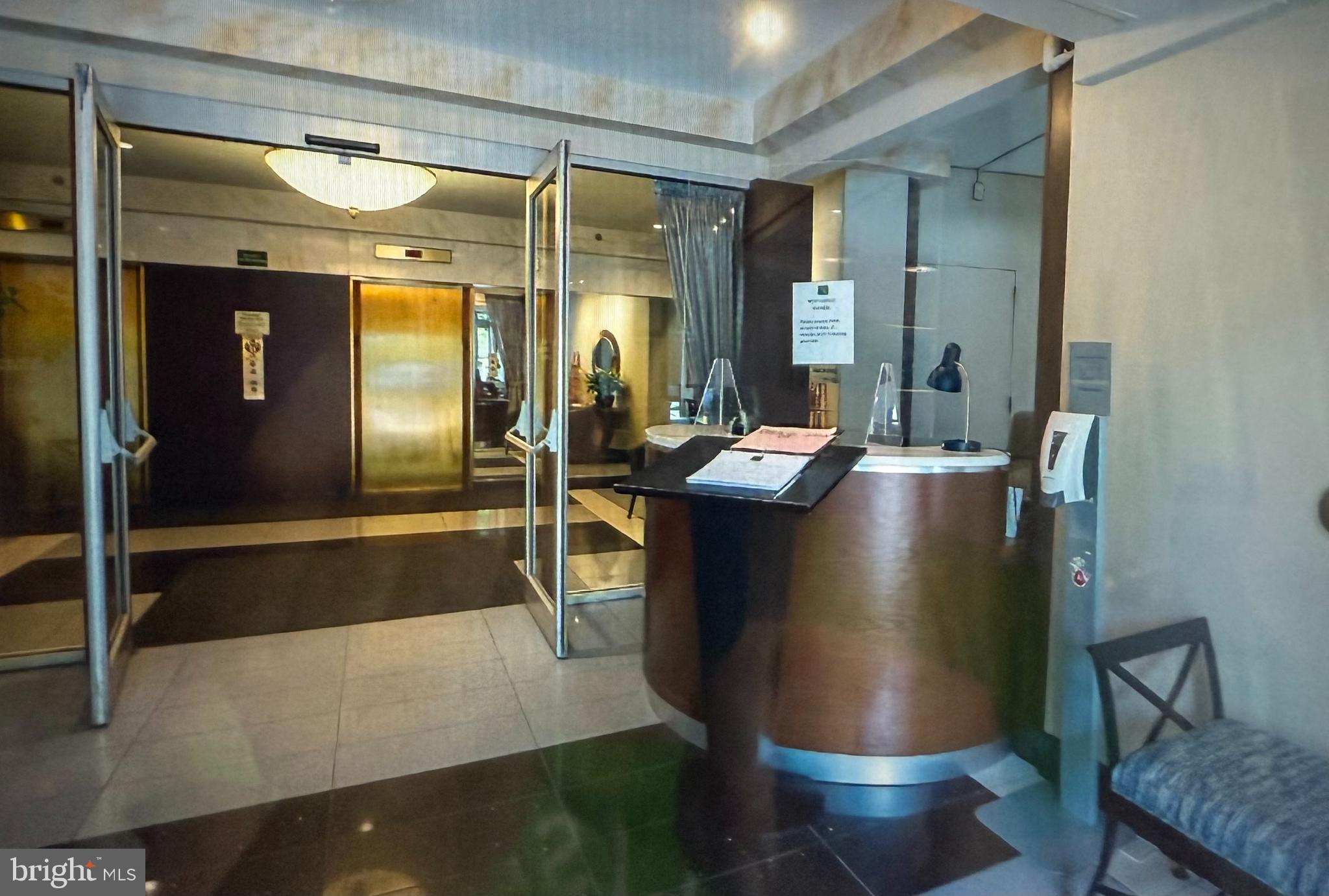 WYNNEWOOD - Residential