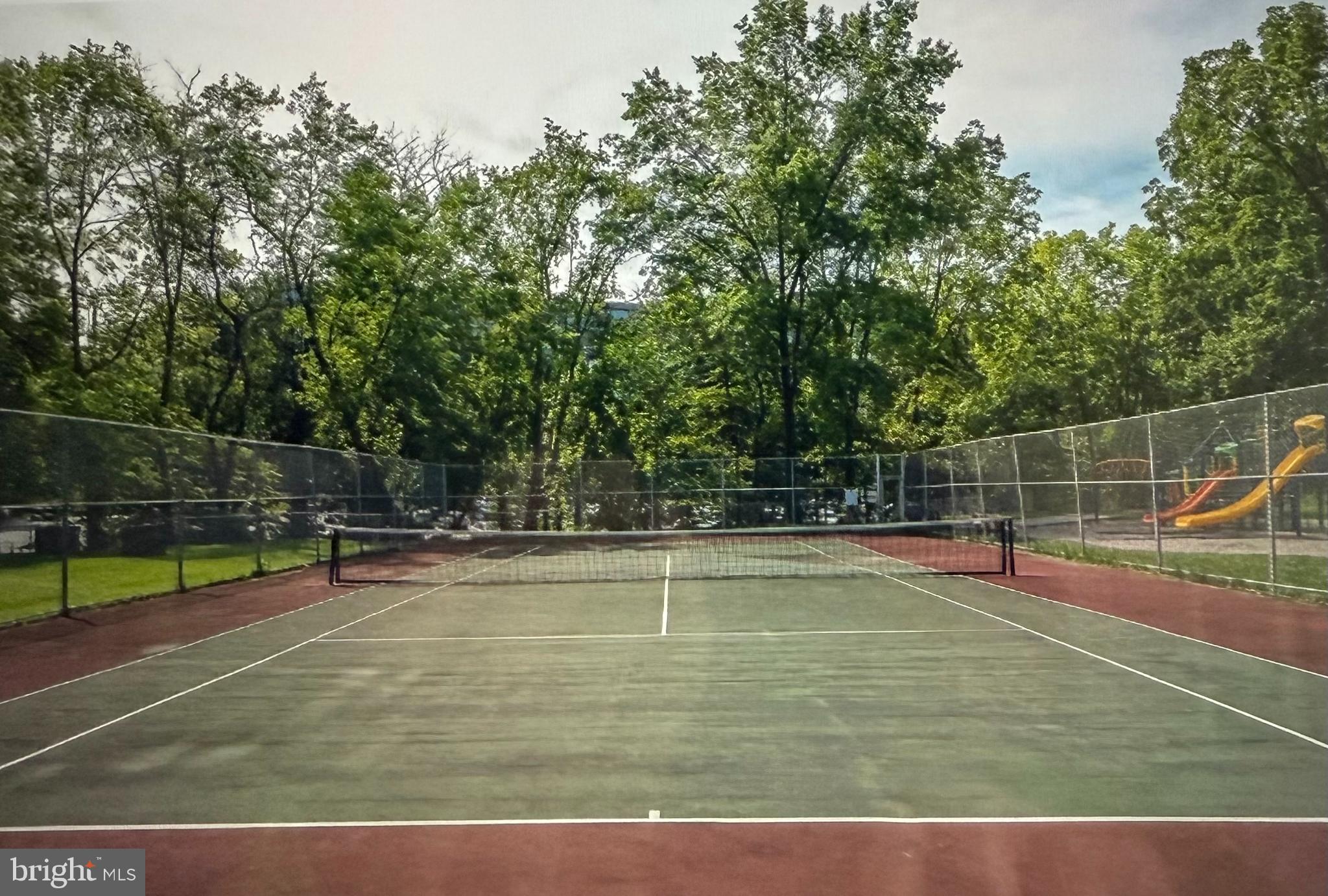 WYNNEWOOD - Residential