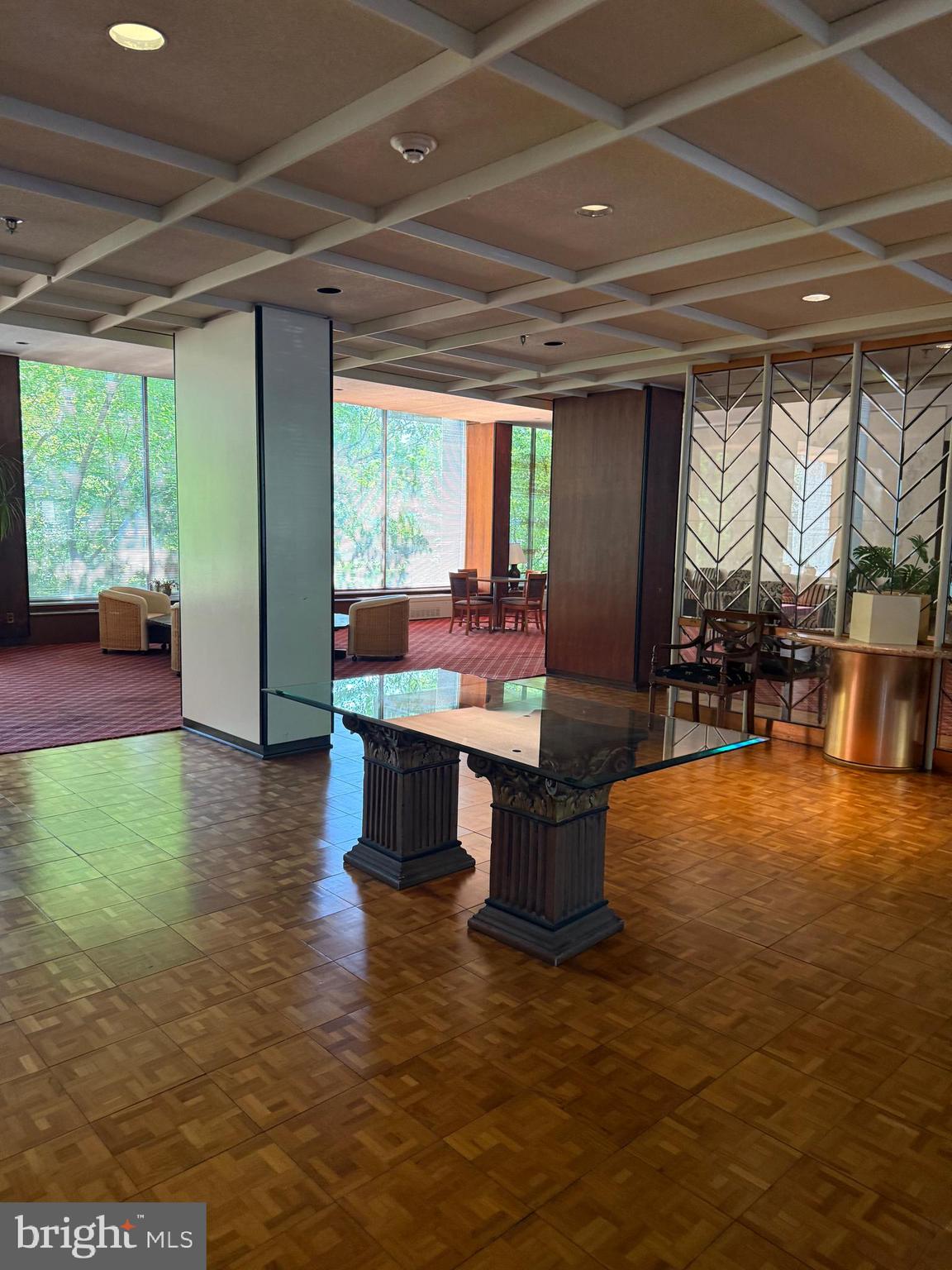 WYNNEWOOD - Residential