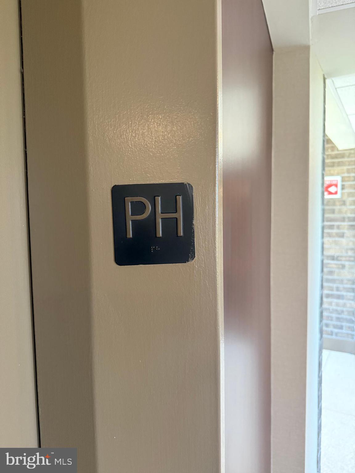 WYNNEWOOD - Residential