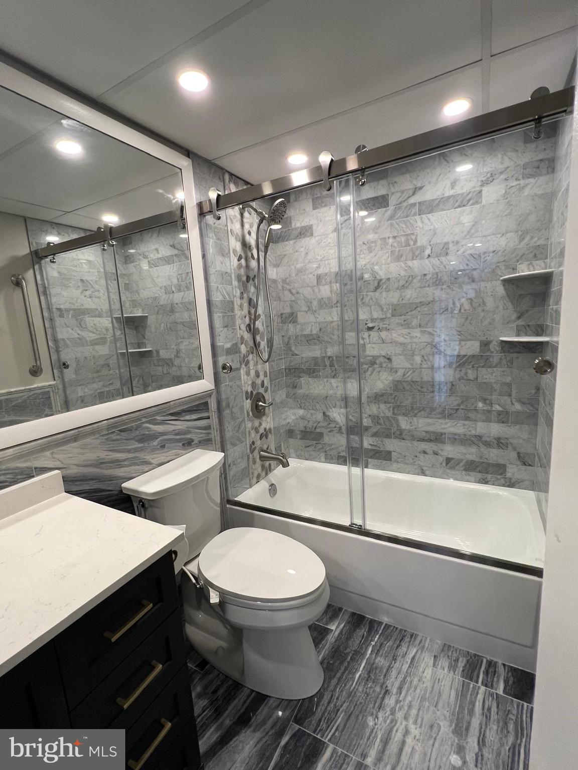 WYNNEWOOD - Residential