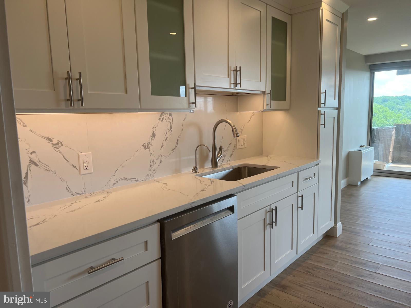 WYNNEWOOD - Residential