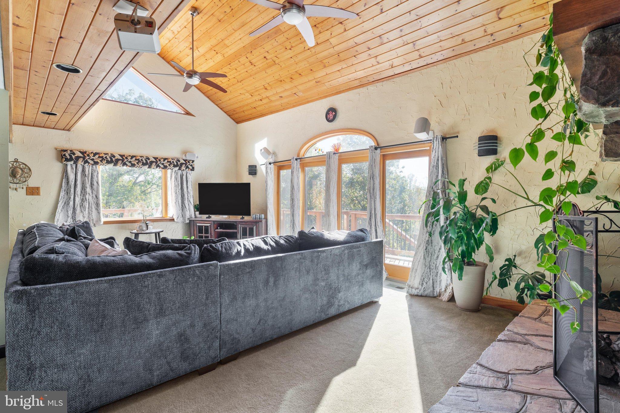 7870 WOODRIDGE DRIVE