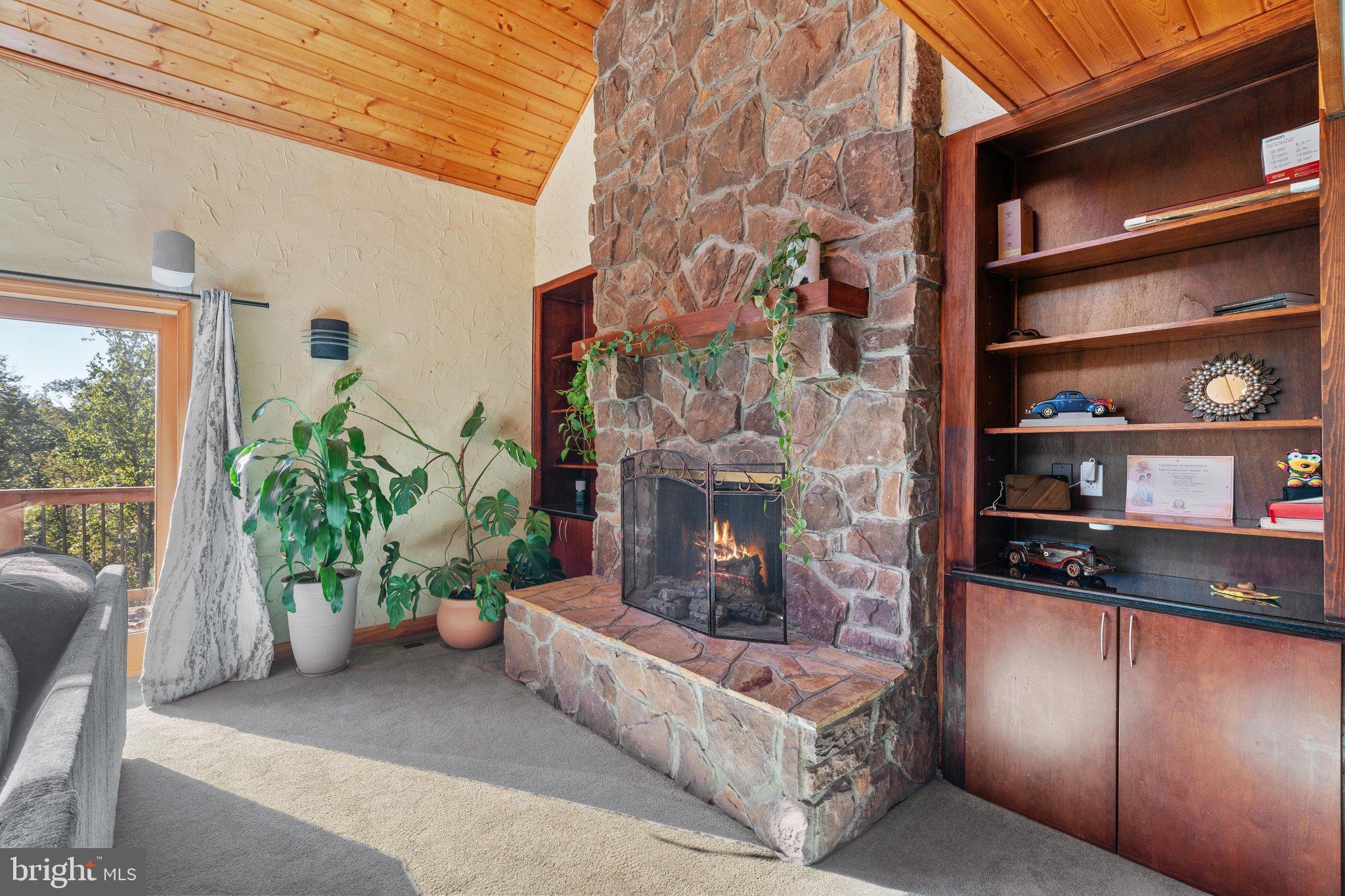 7870 WOODRIDGE DRIVE