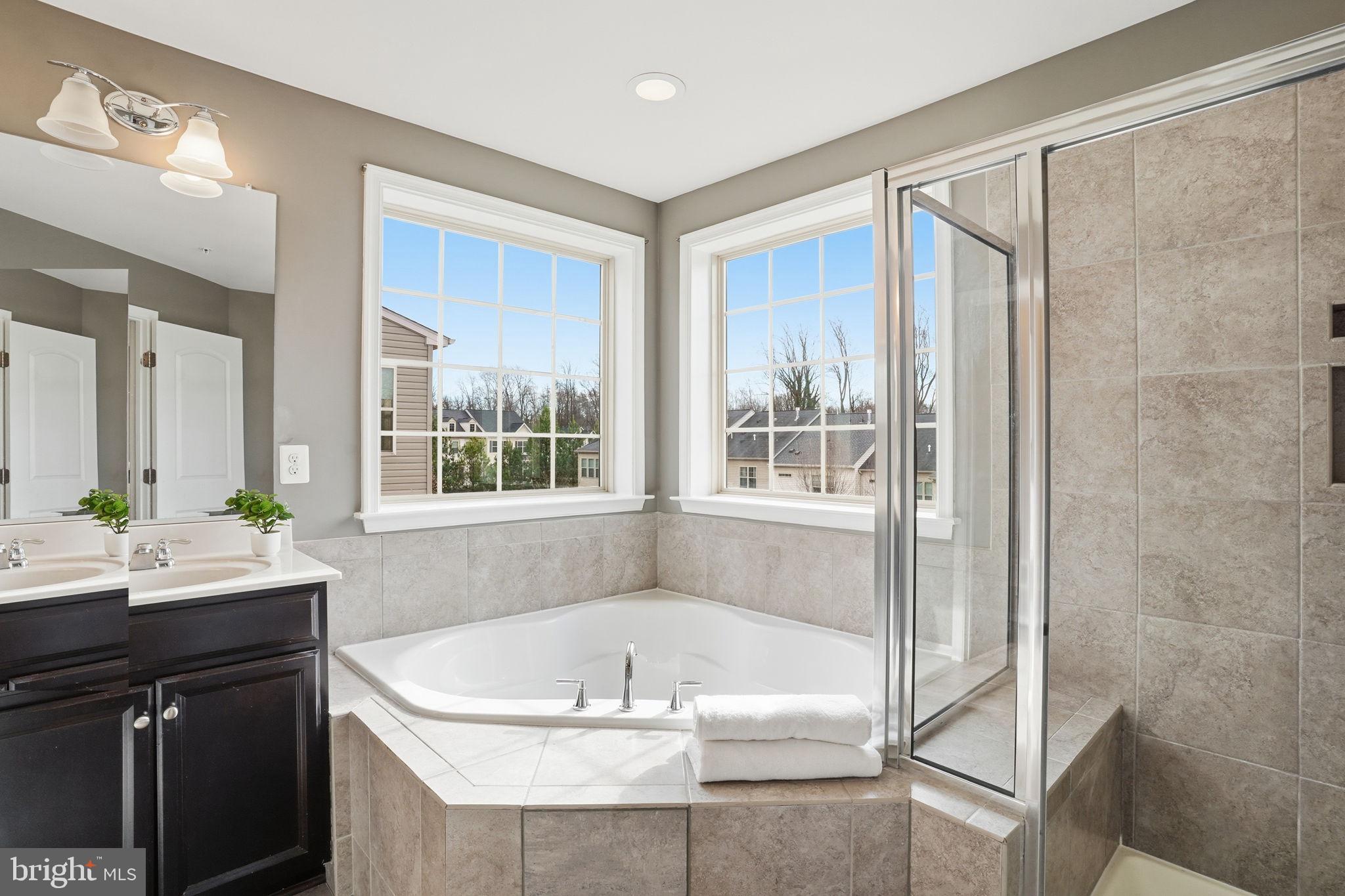 CANTERBURY VILLAGE - Residential