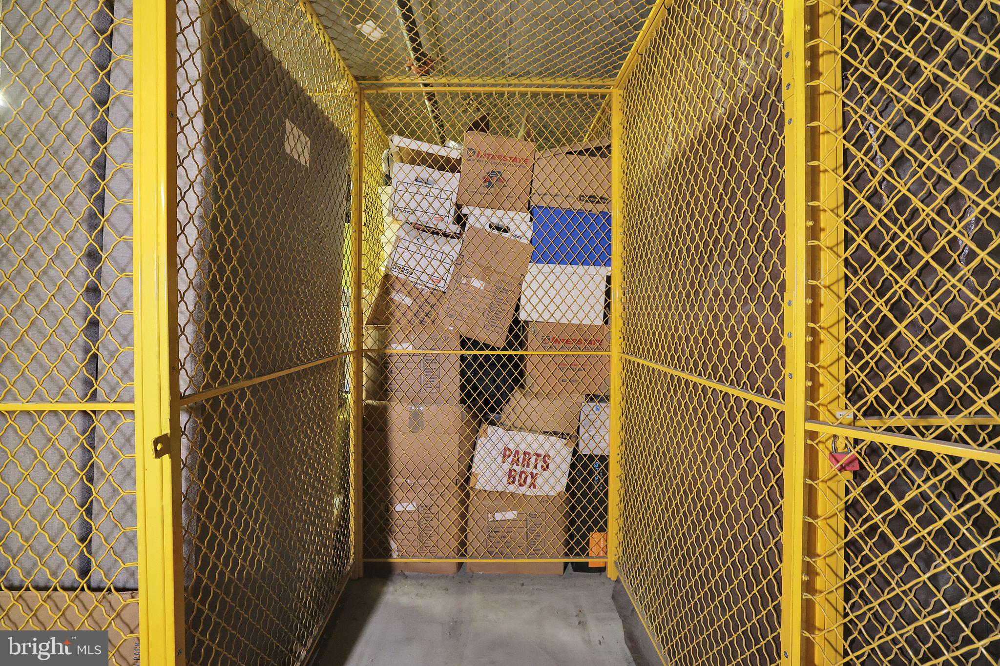 CRYSTAL CITY - Residential