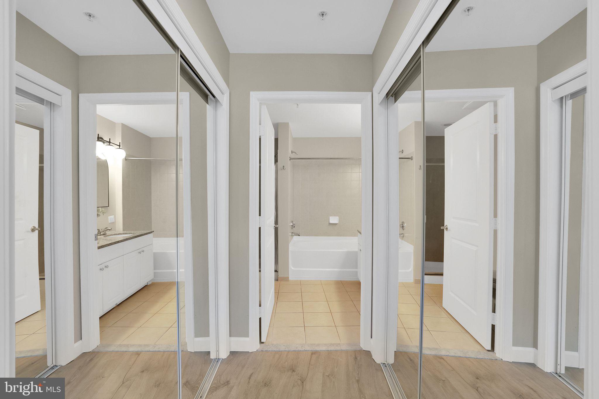 CRYSTAL CITY - Residential