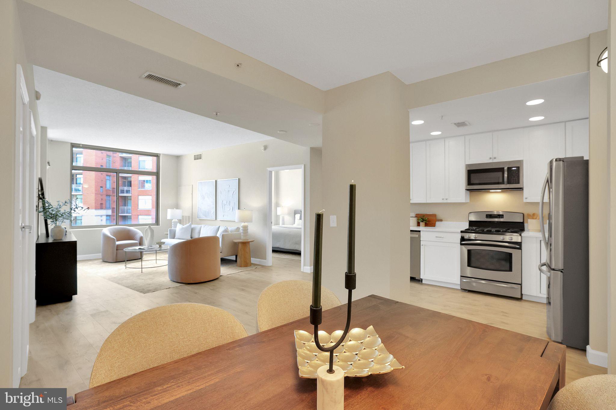 CRYSTAL CITY - Residential