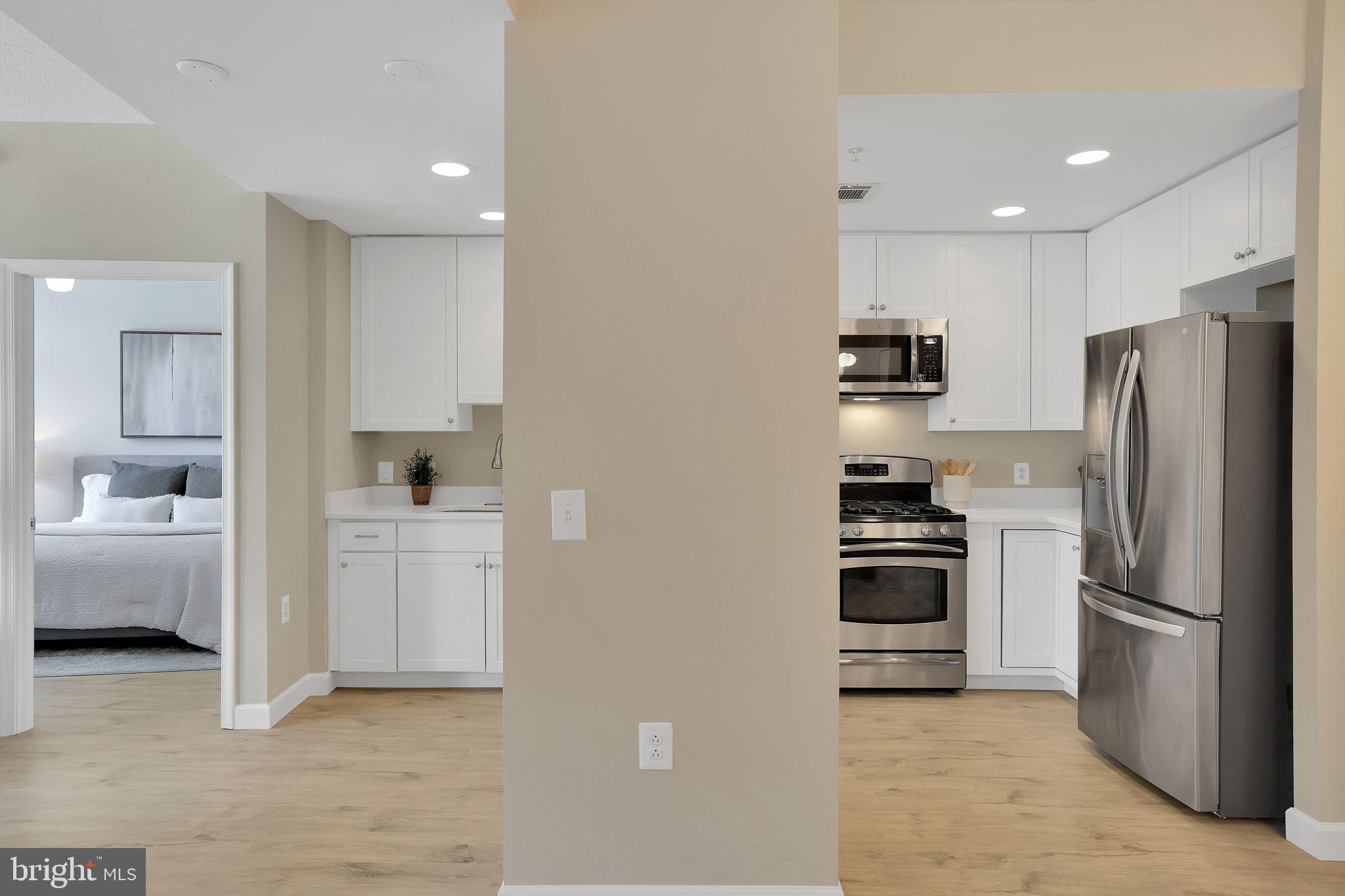 CRYSTAL CITY - Residential