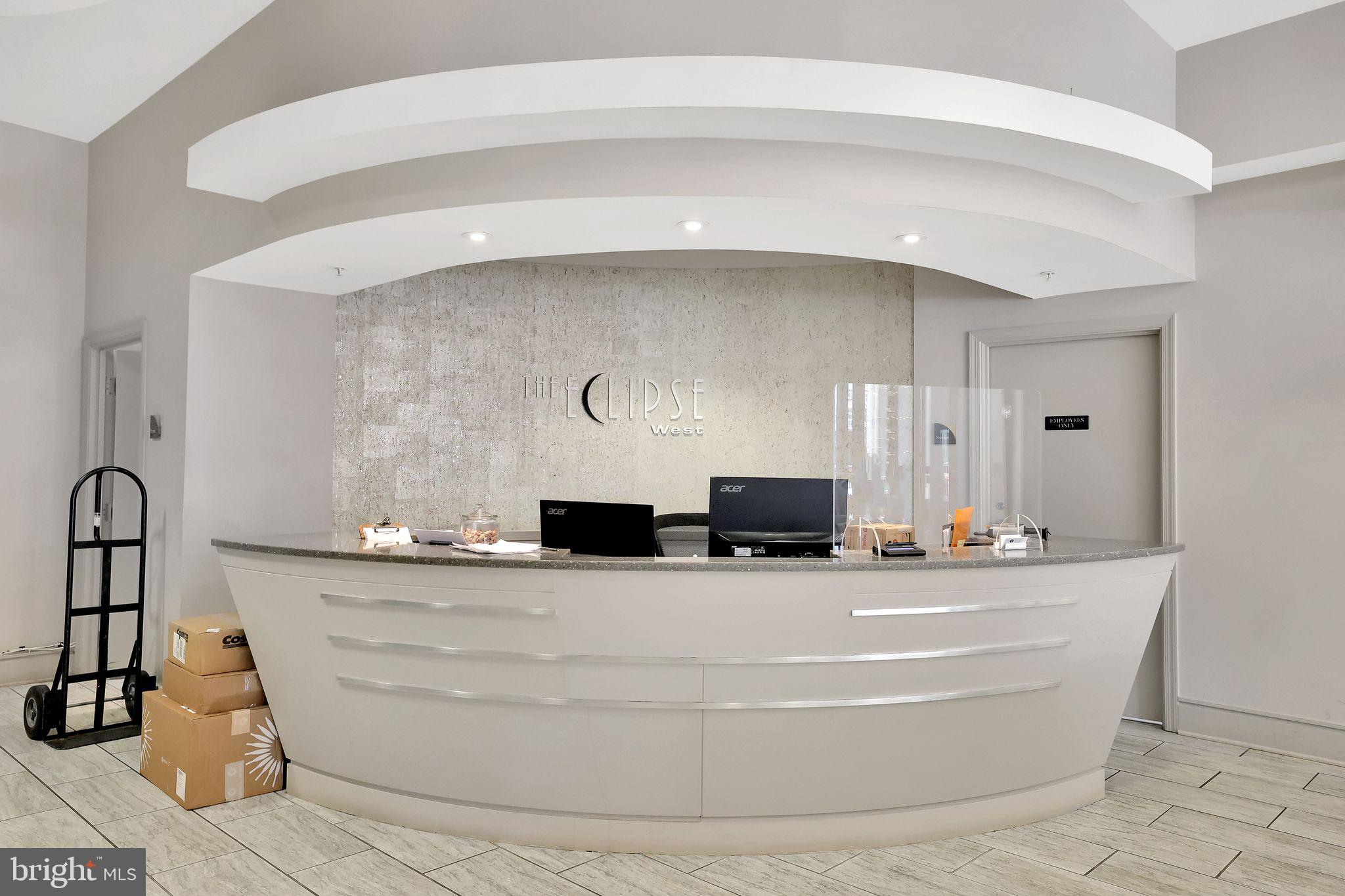 CRYSTAL CITY - Residential