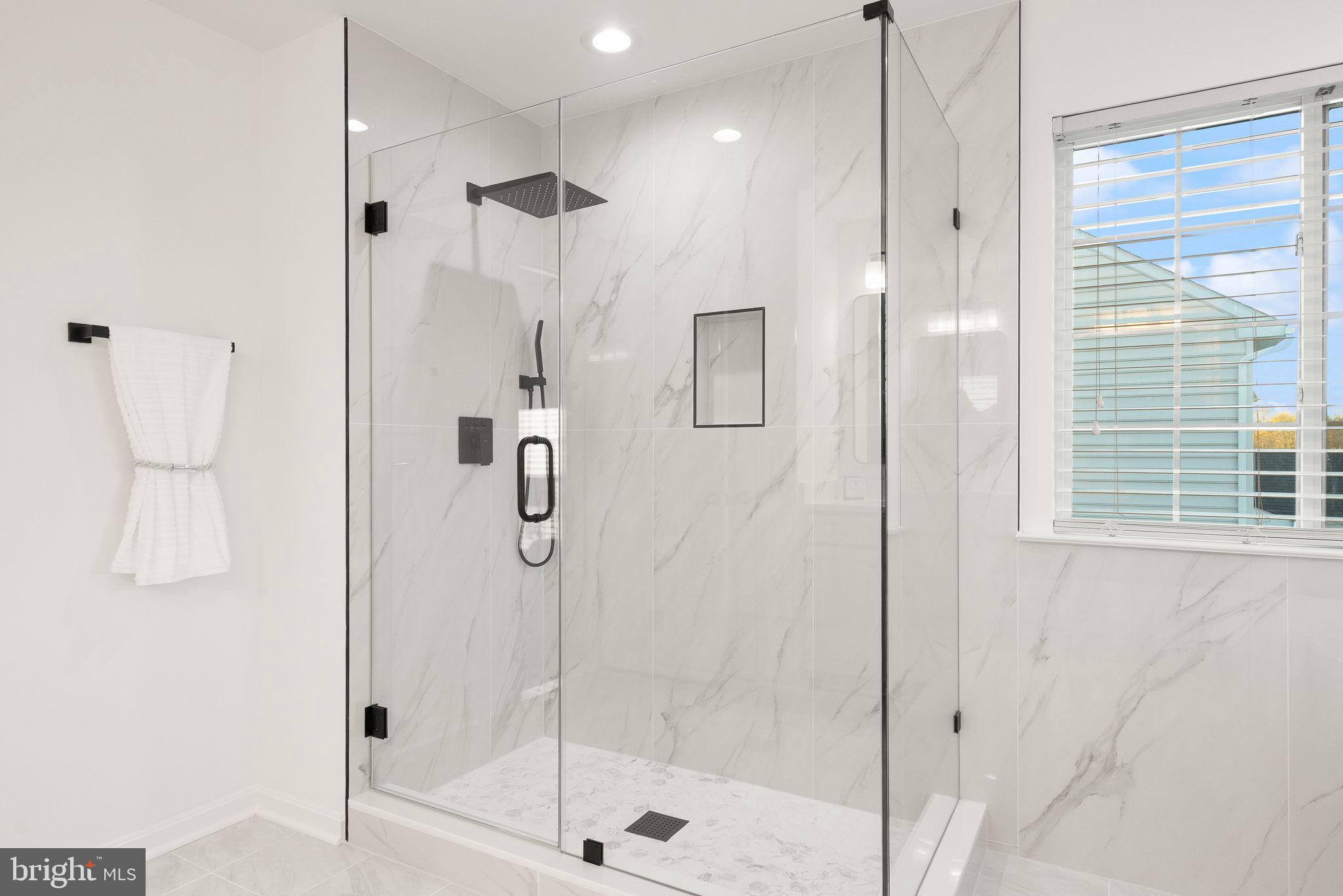 BRIARFIELD ESTATES - Residential