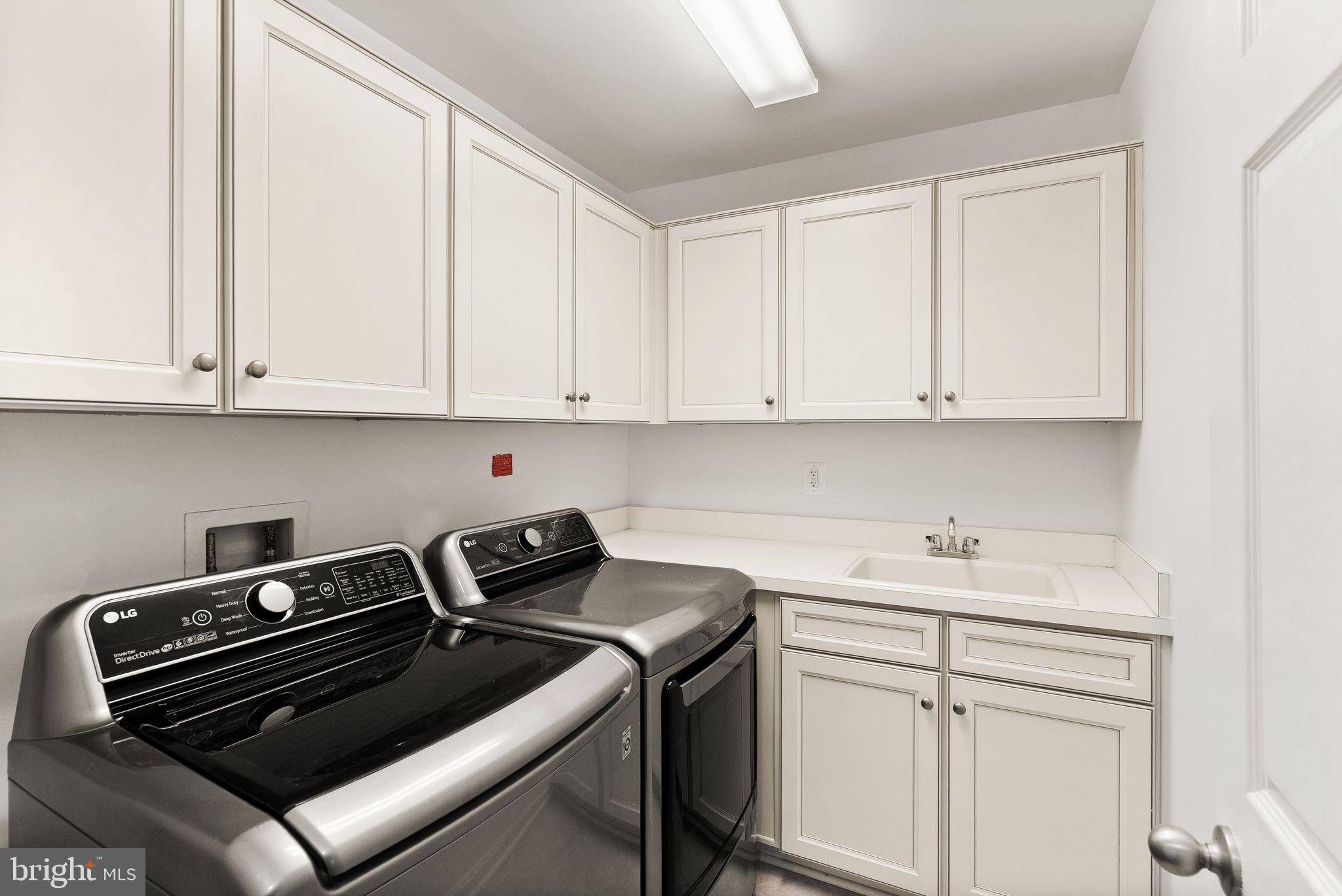 BRIARFIELD ESTATES - Residential