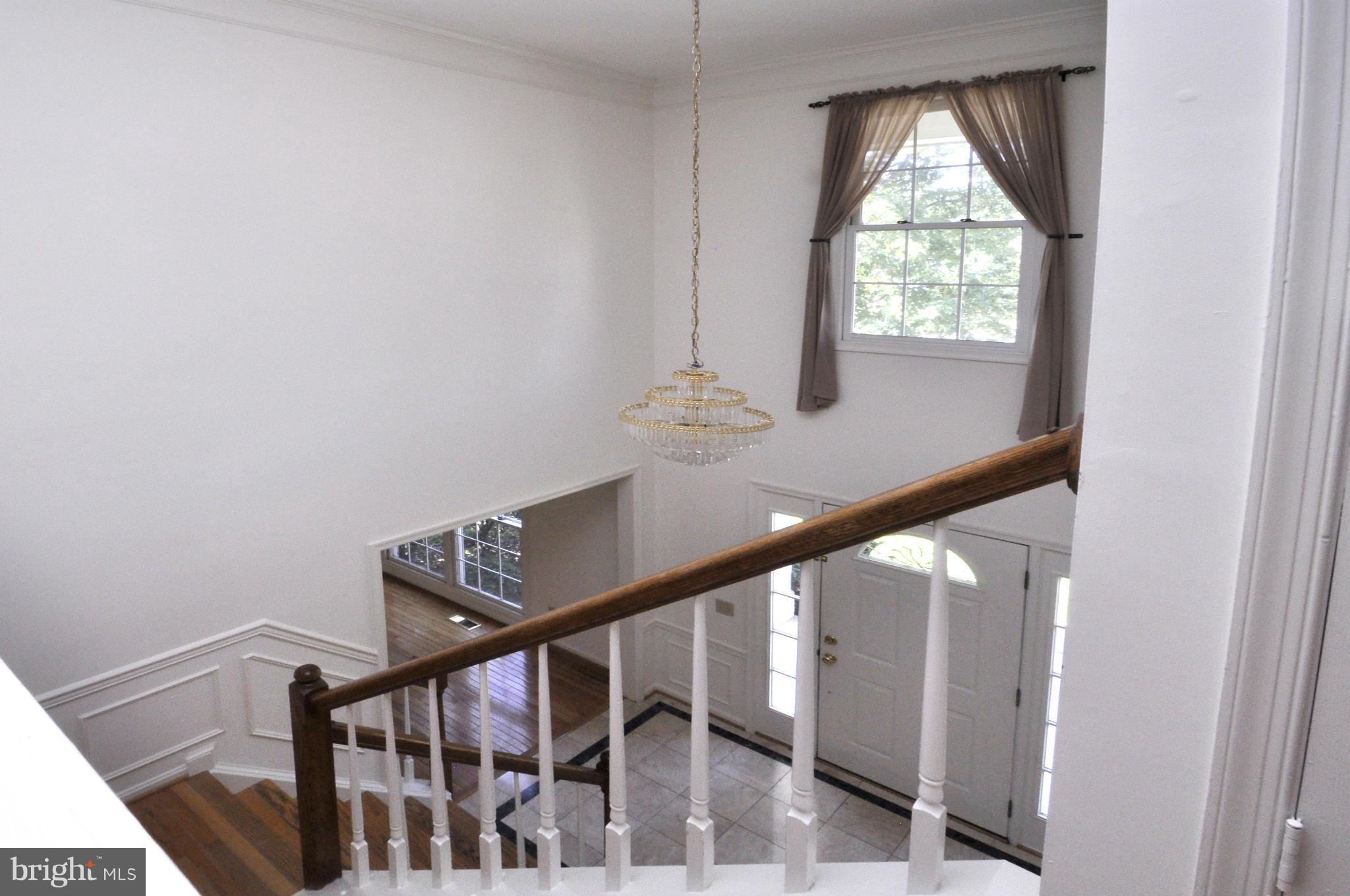 ENGLAND RUN - Residential Lease