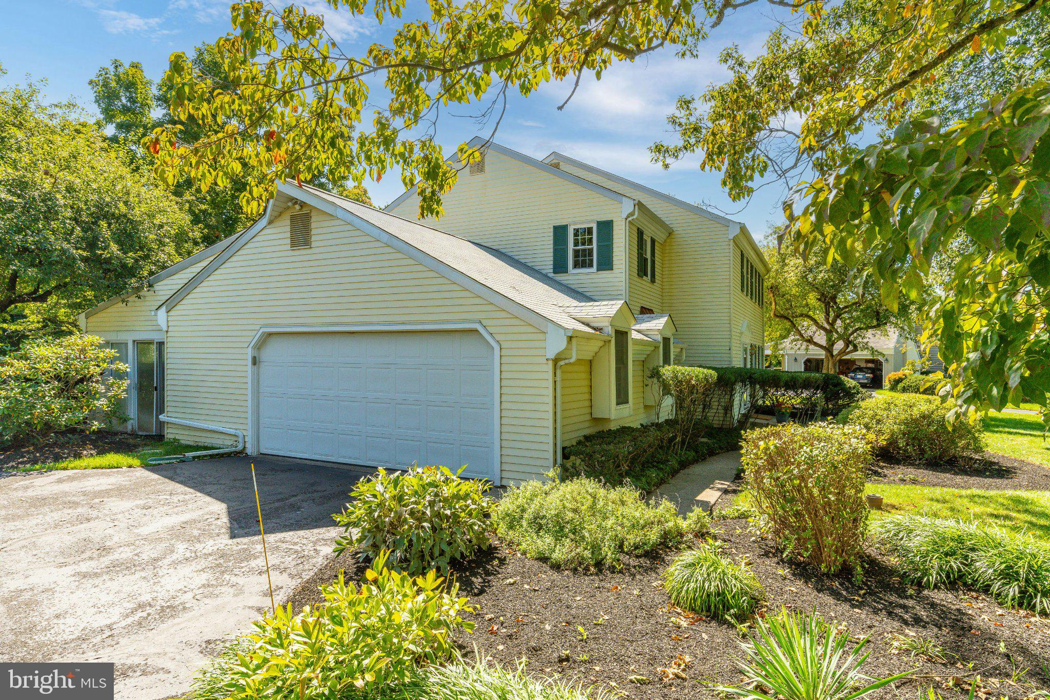 7 AVERSTONE DRIVE E