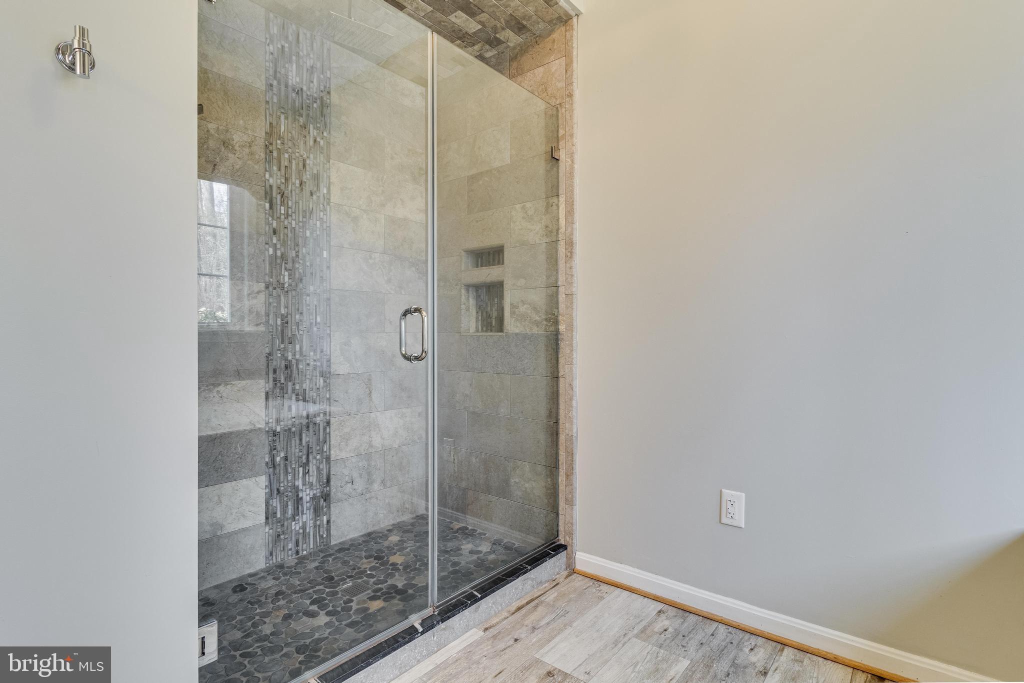 SWAN POINT - Residential