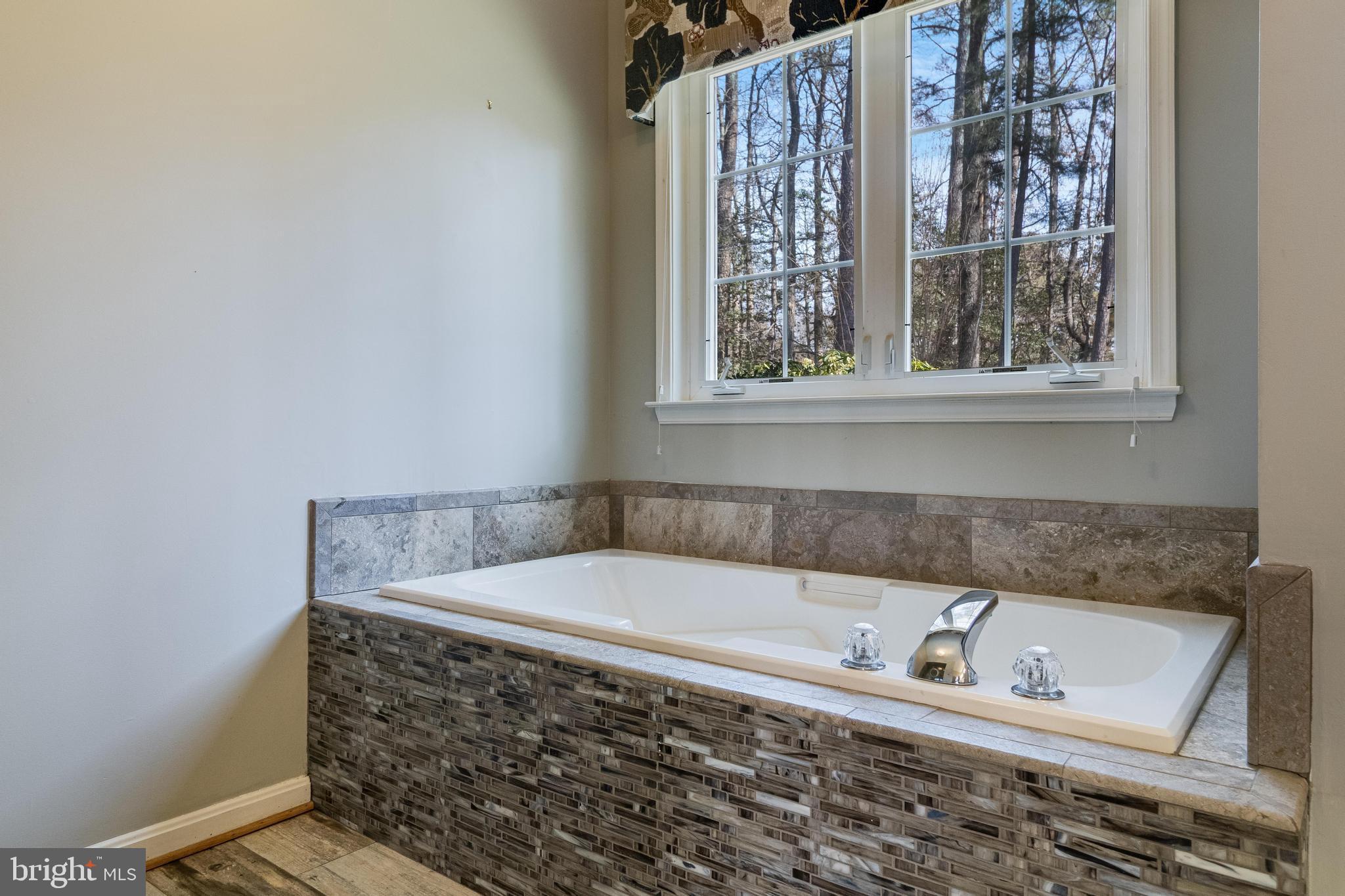 SWAN POINT - Residential