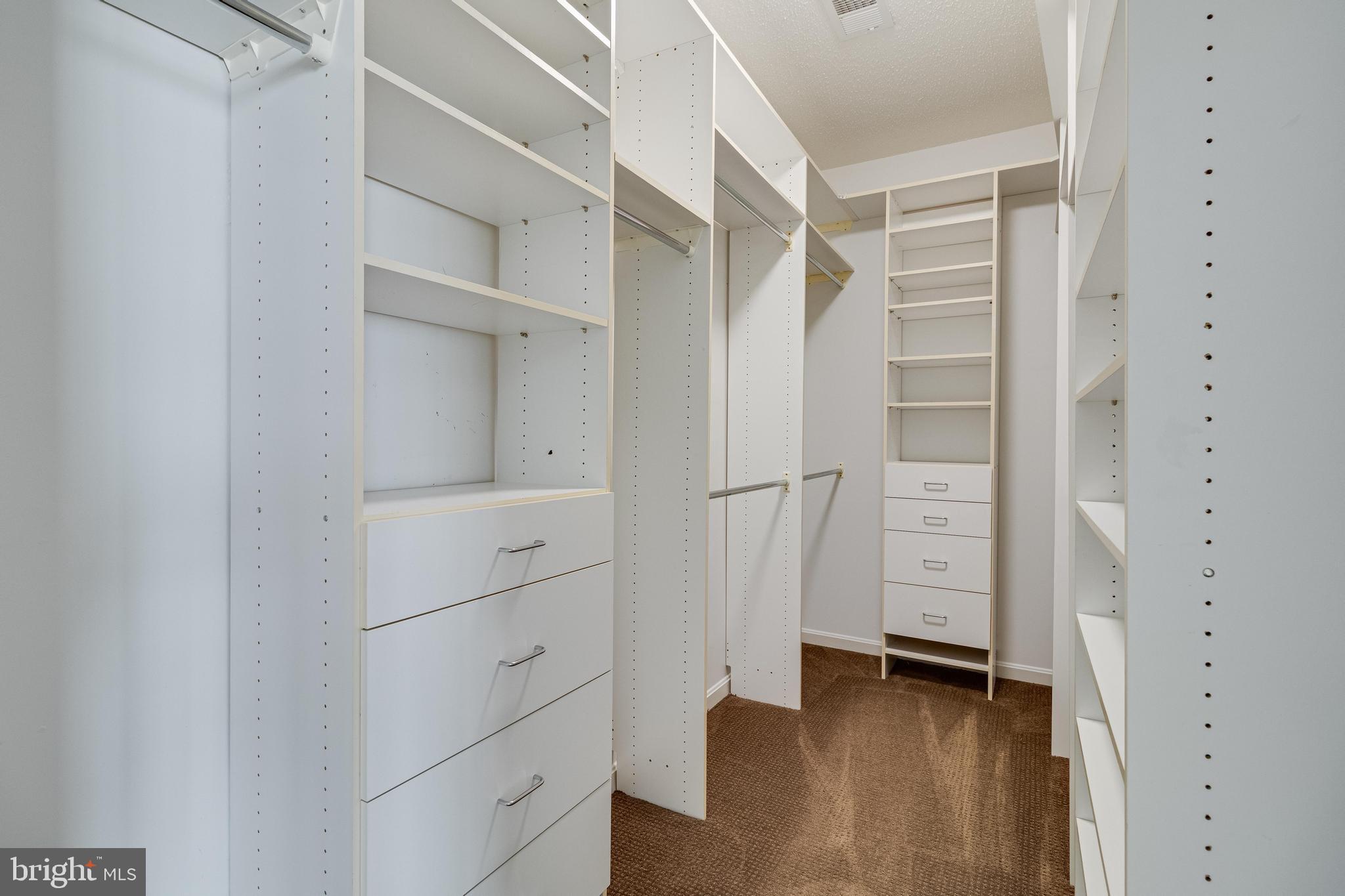 SWAN POINT - Residential