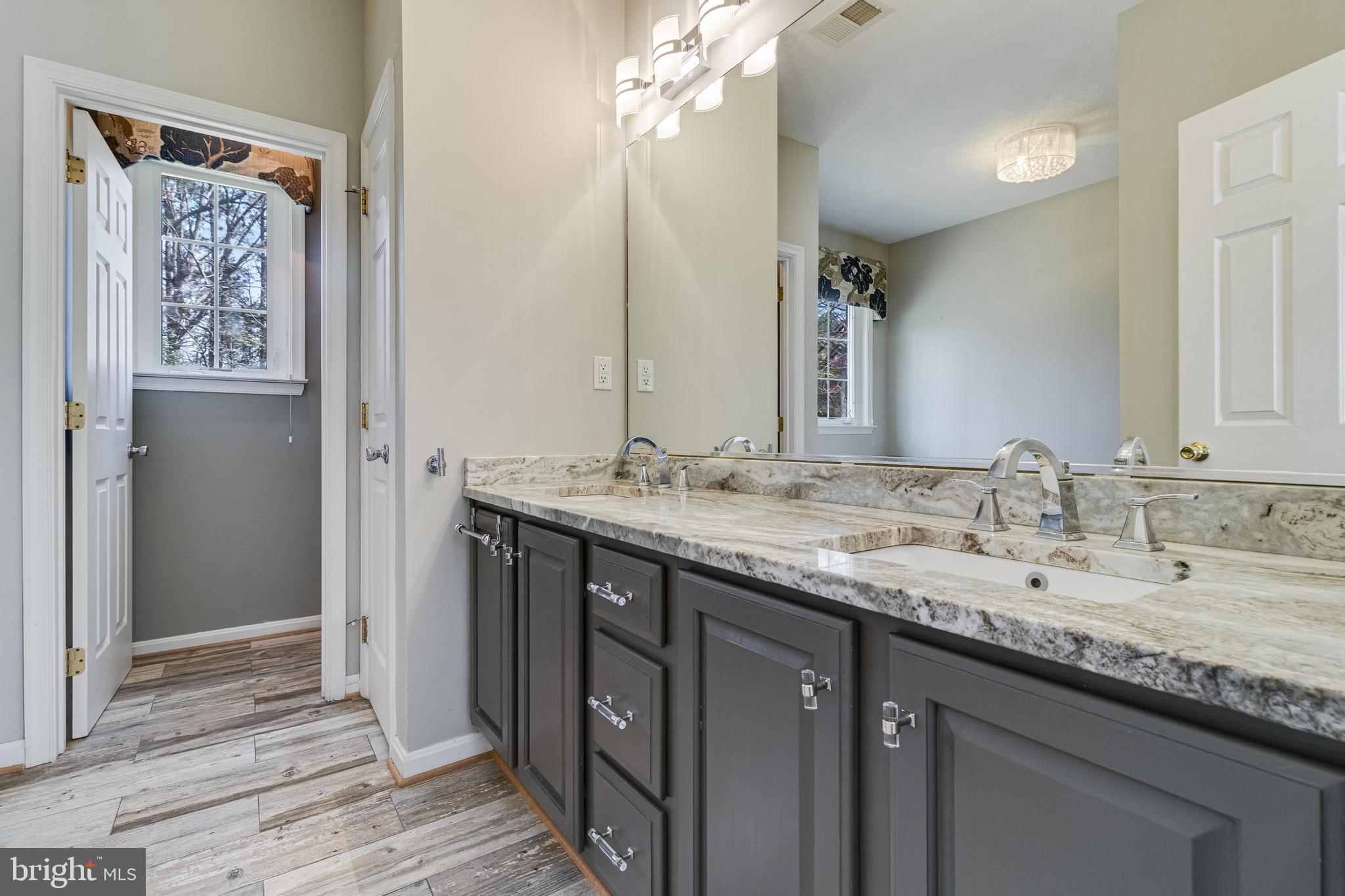 SWAN POINT - Residential