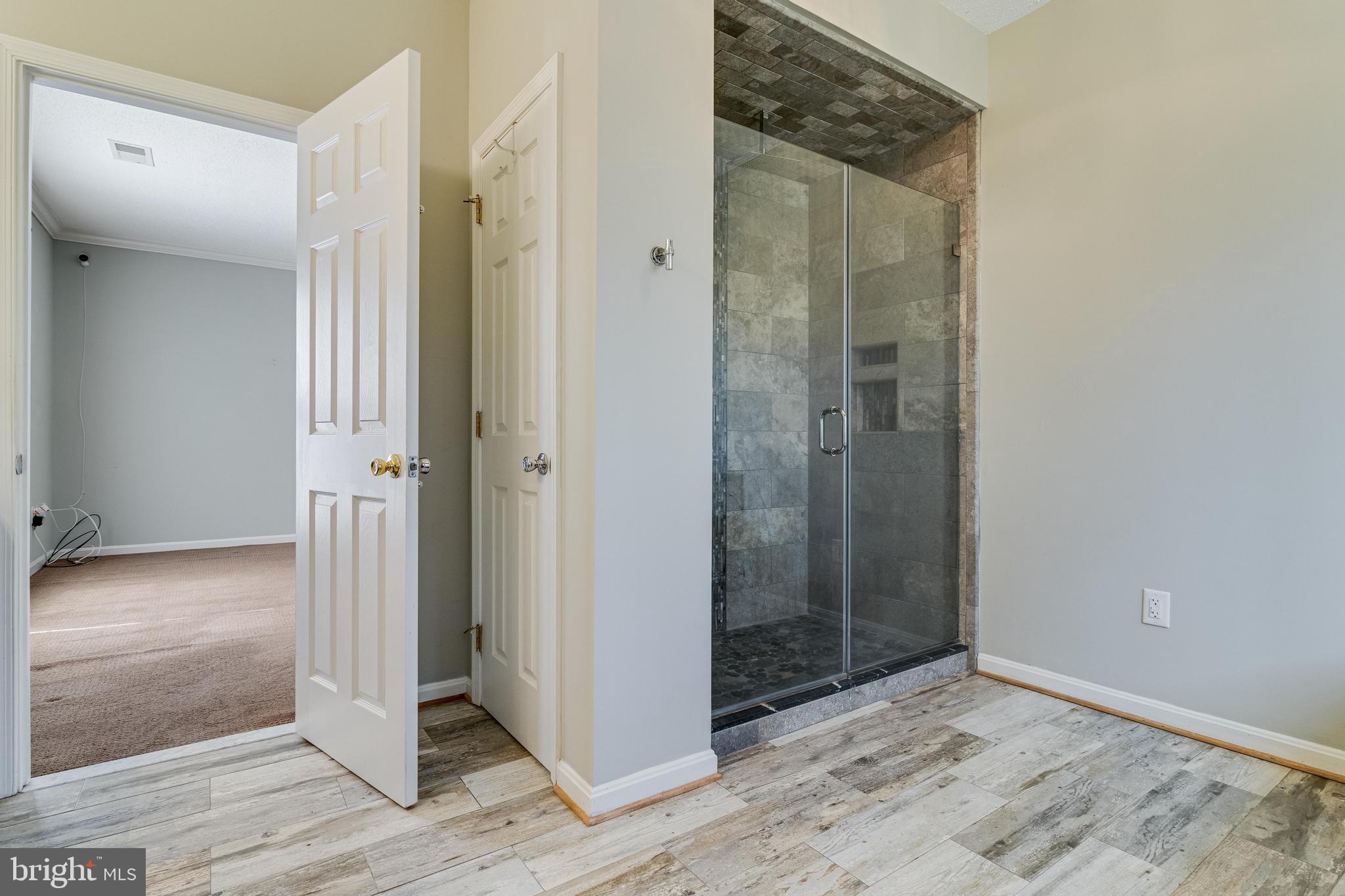 SWAN POINT - Residential