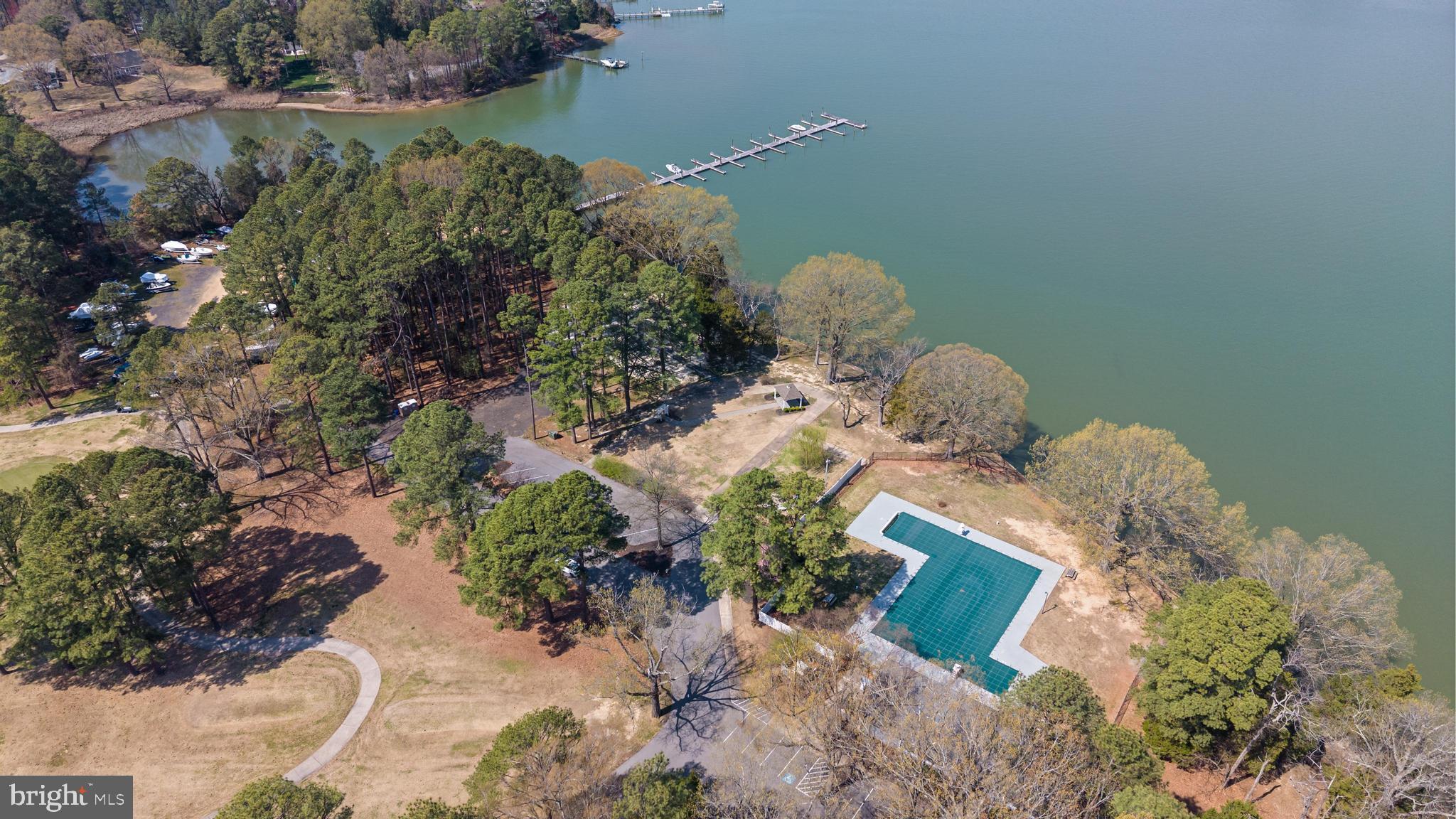 SWAN POINT - Residential