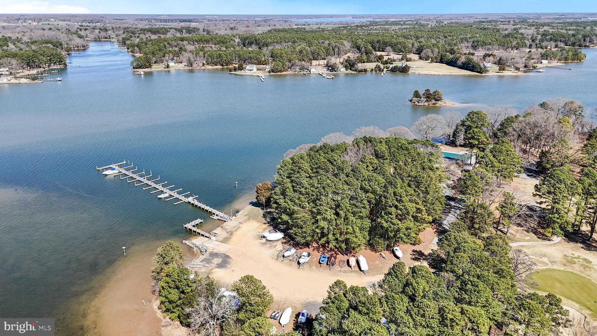 SWAN POINT - Residential