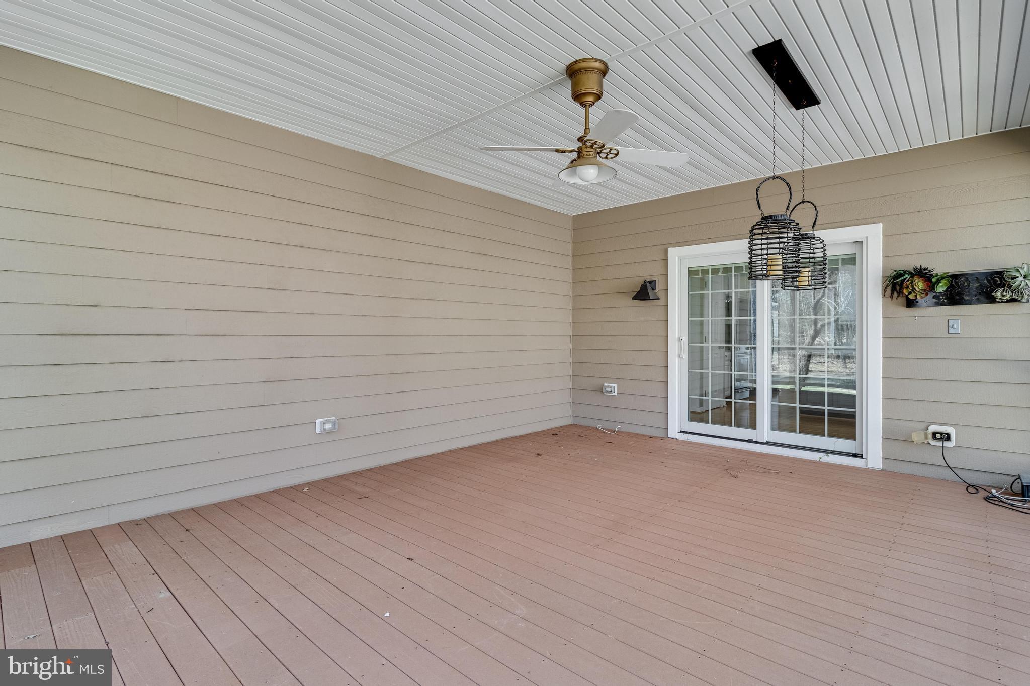 SWAN POINT - Residential