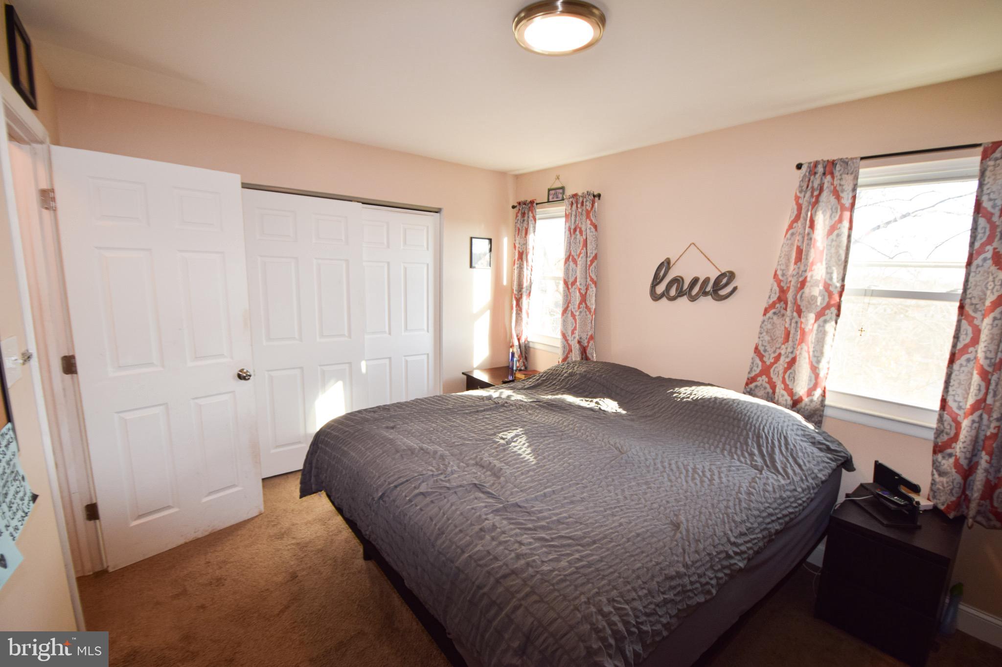 HARFORD SQUARE - Residential