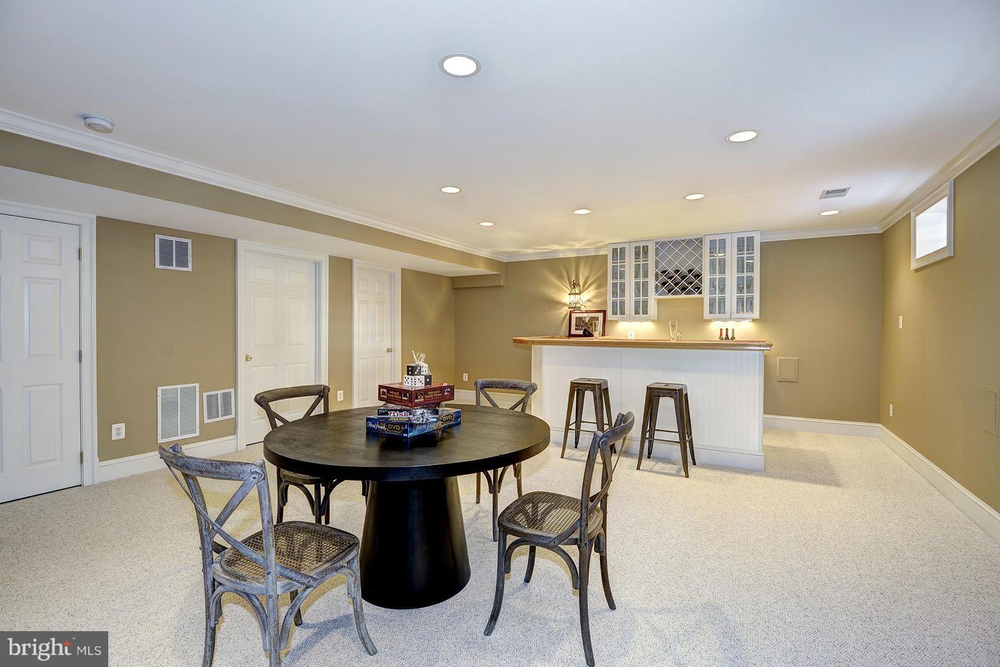 BRYN MAWR - Residential