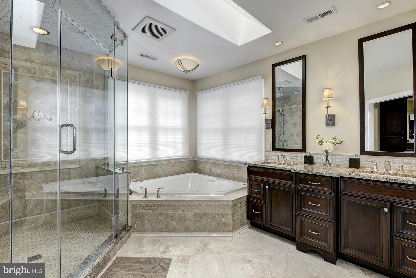 BRYN MAWR - Residential