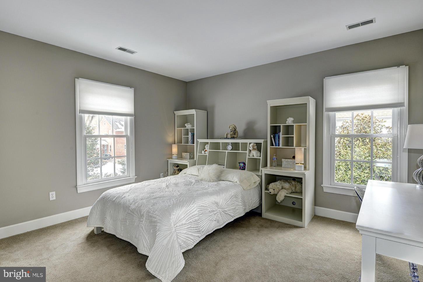 BRYN MAWR - Residential