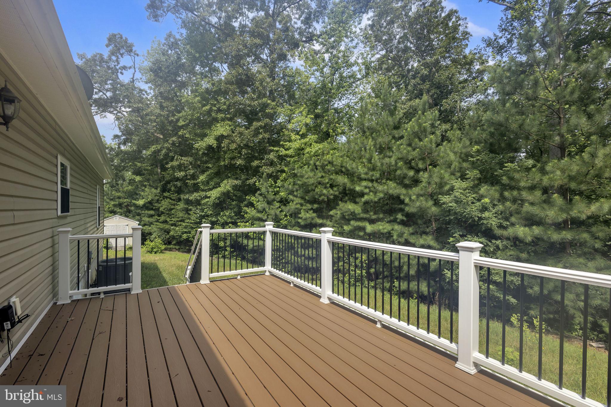 CASTLE CREEK - Residential Lease