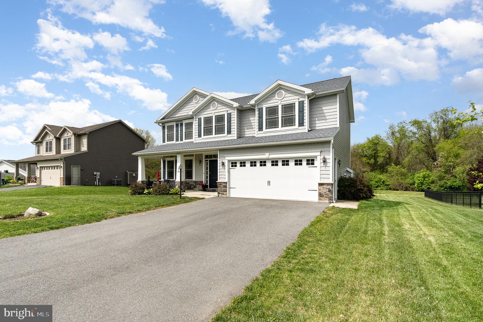 GUILFORD HILLS - Residential