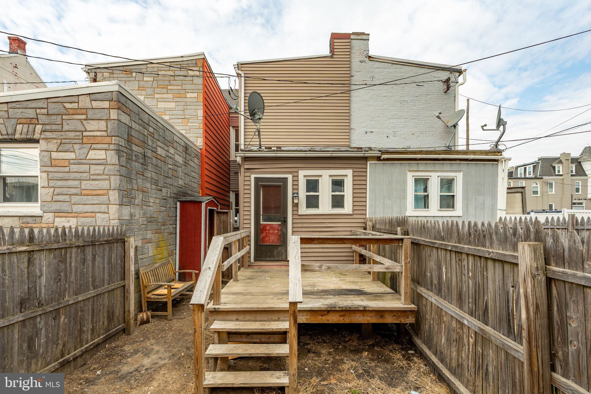 LANCASTER - Residential