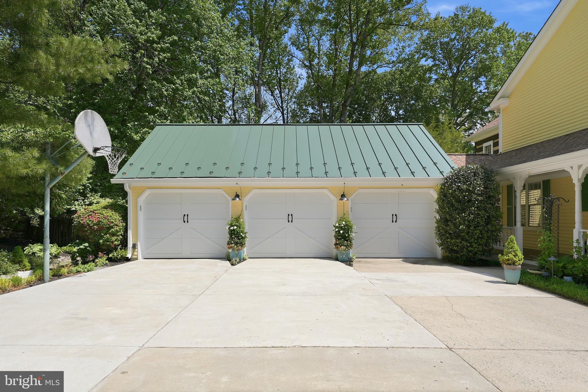 COLVINS GLEN - Residential