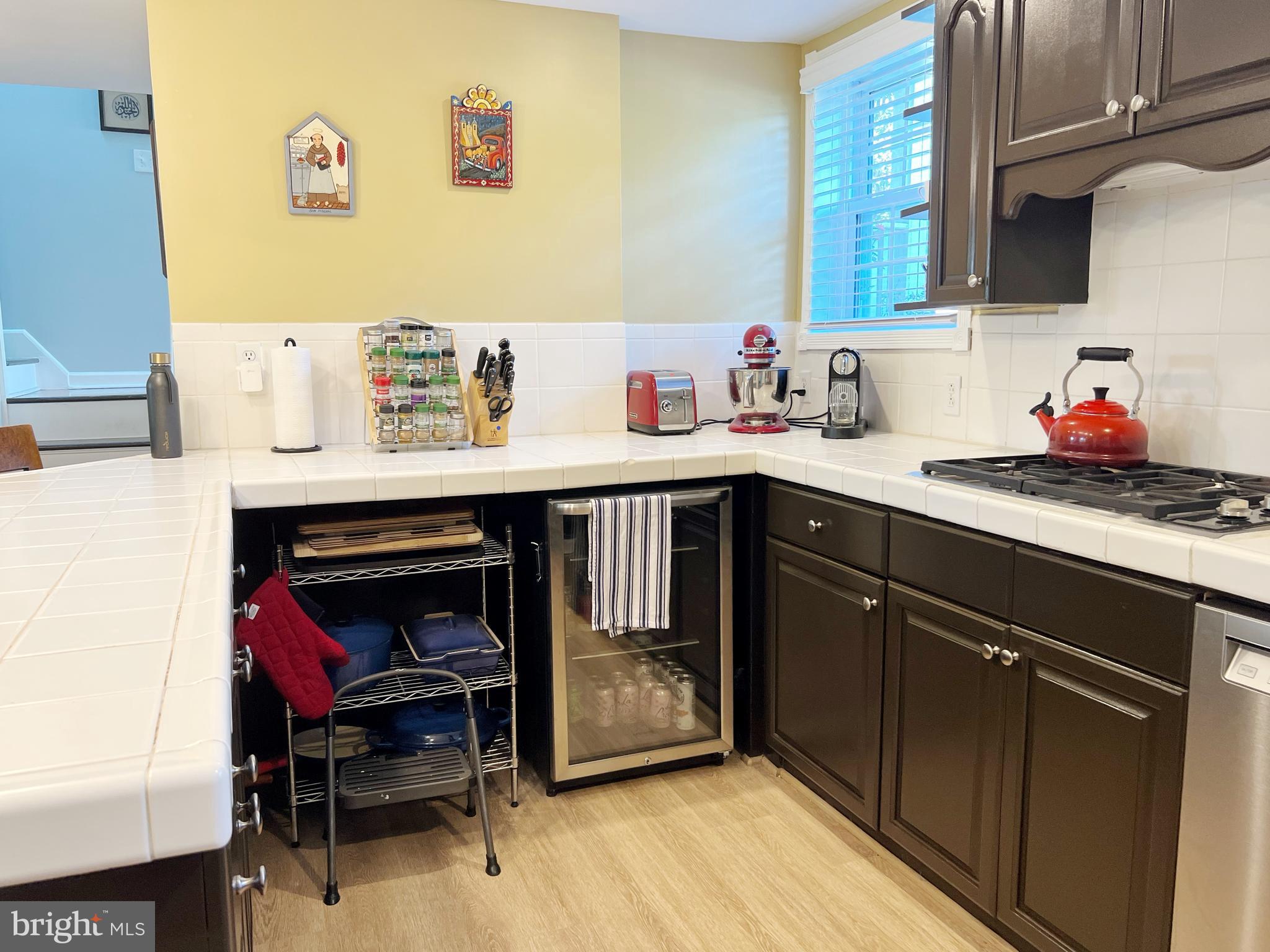 WESTGROVE - Residential Lease