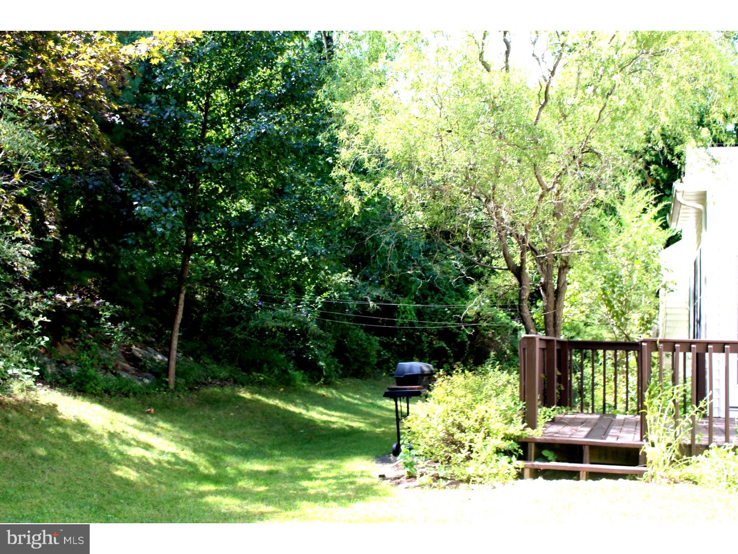 PATHFINDER WOODS - Residential