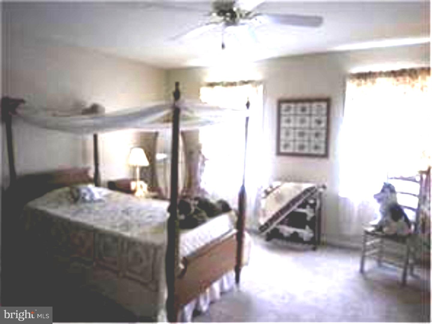 PATHFINDER WOODS - Residential