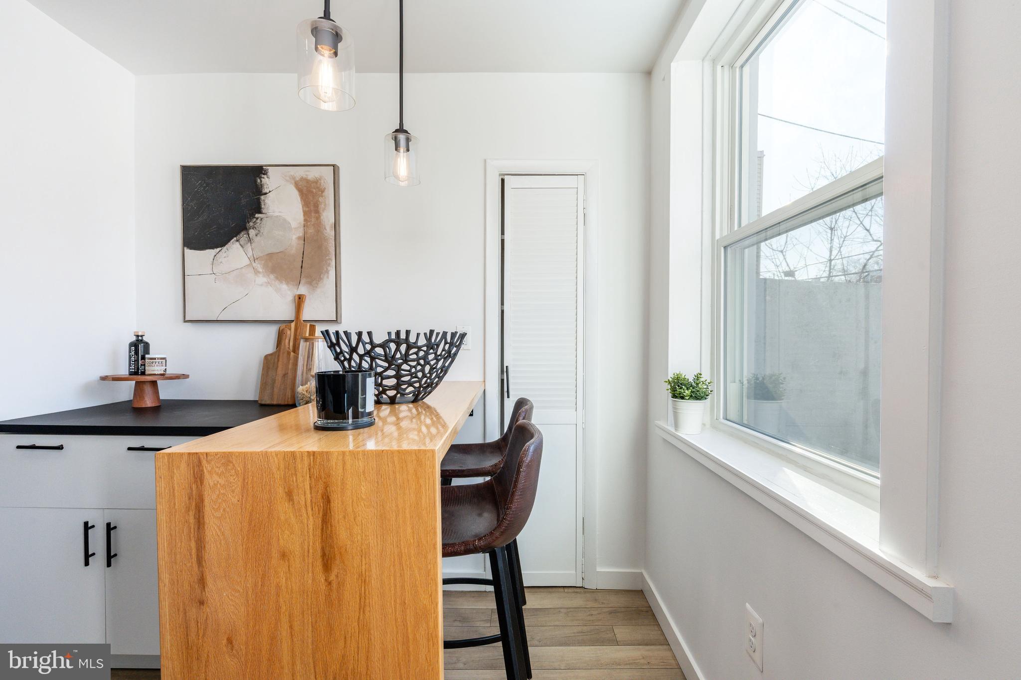 OLDE KENSINGTON - Residential