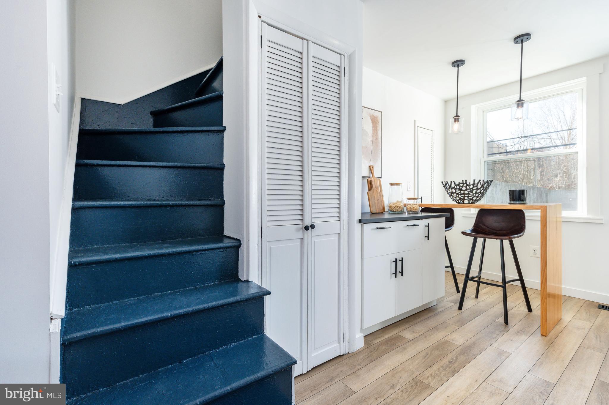 OLDE KENSINGTON - Residential