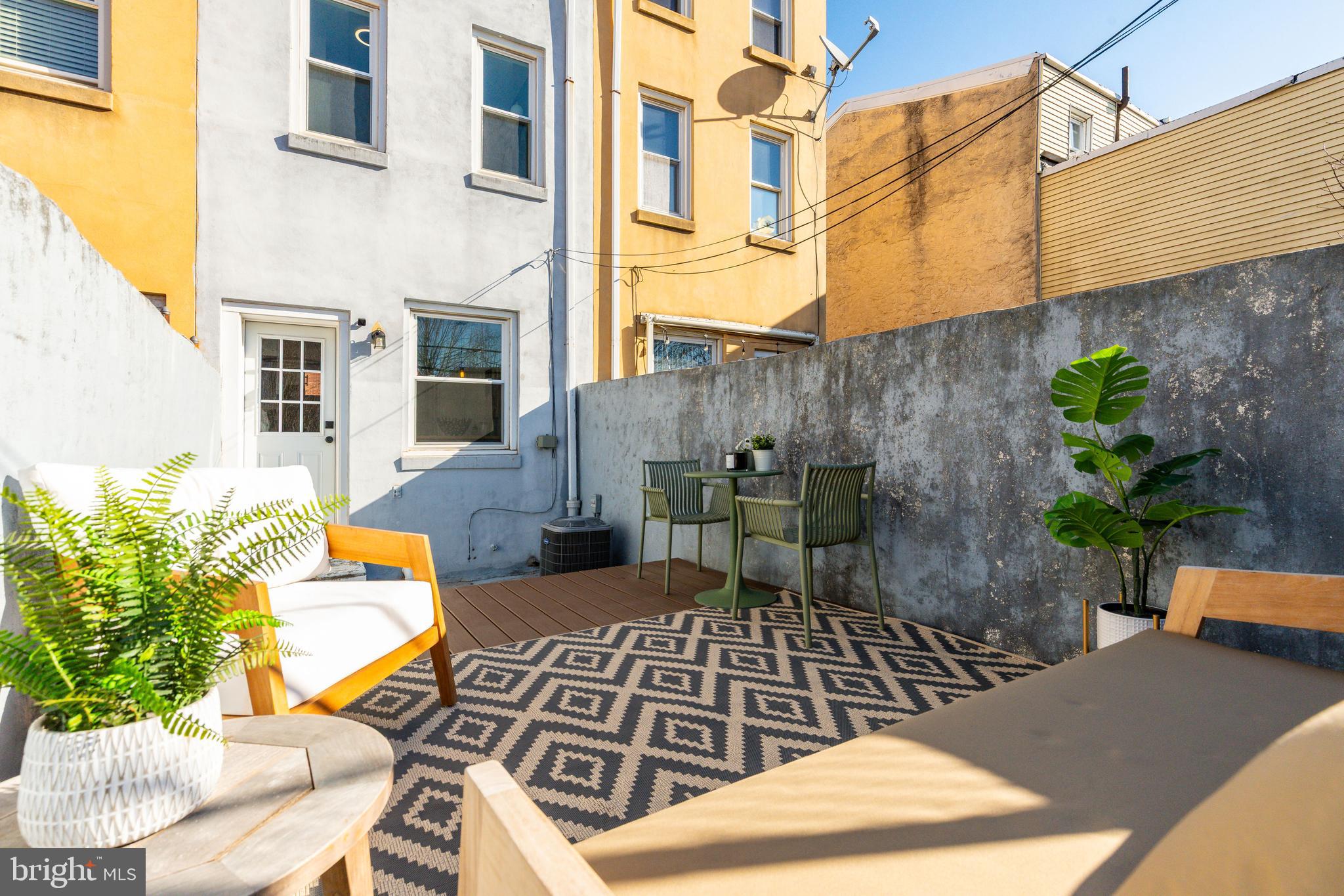 OLDE KENSINGTON - Residential