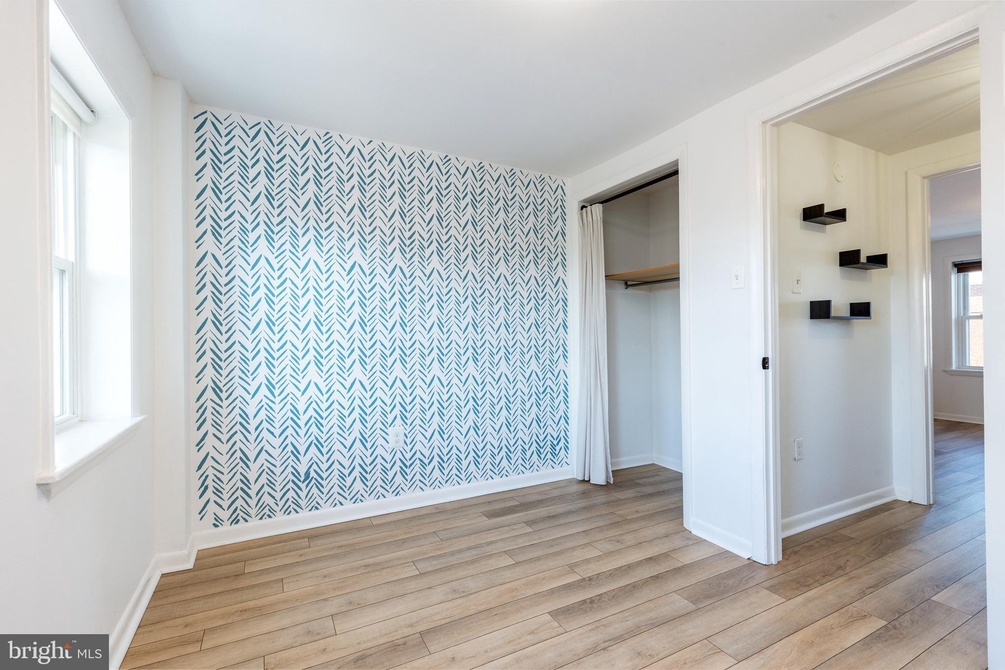 OLDE KENSINGTON - Residential