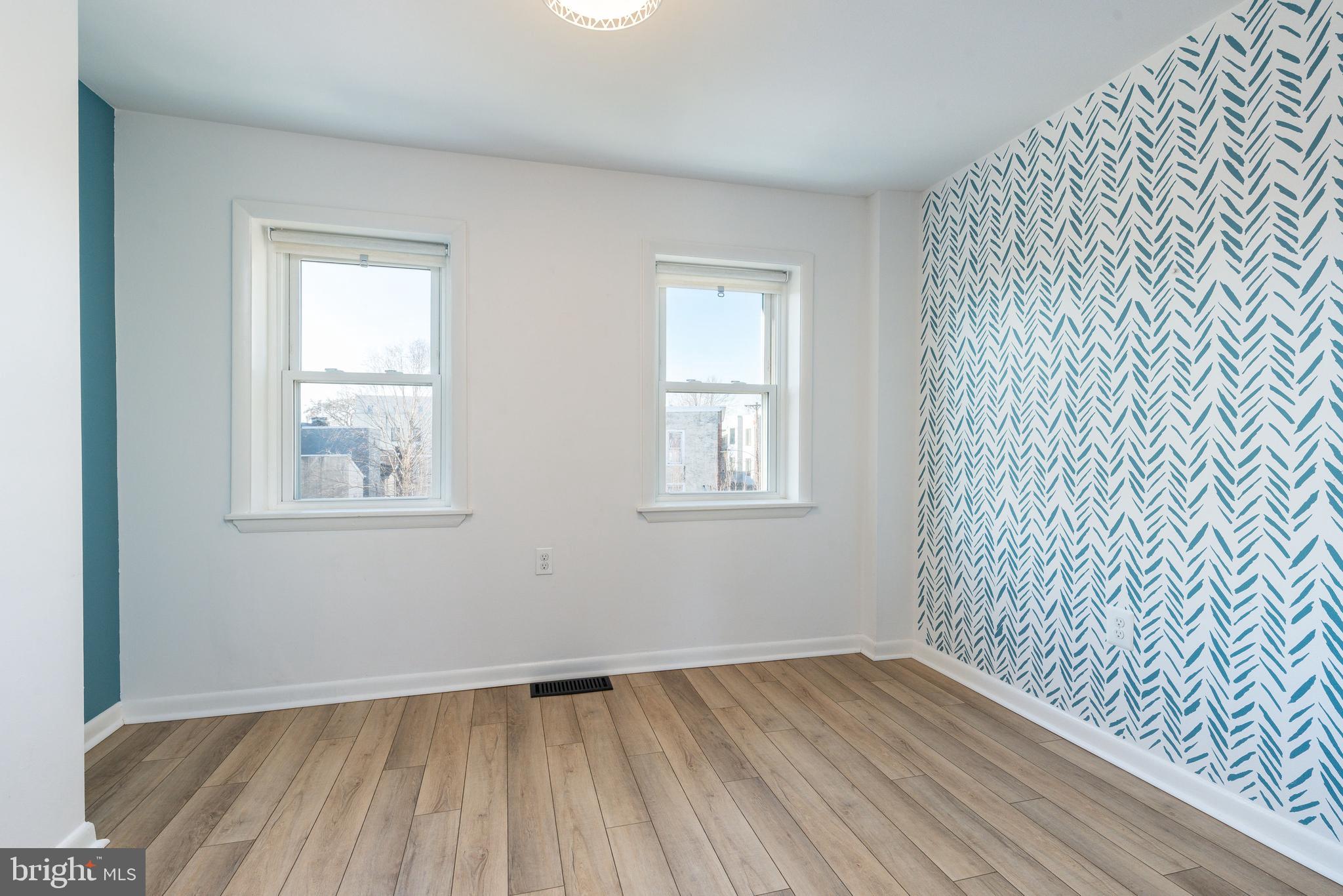 OLDE KENSINGTON - Residential