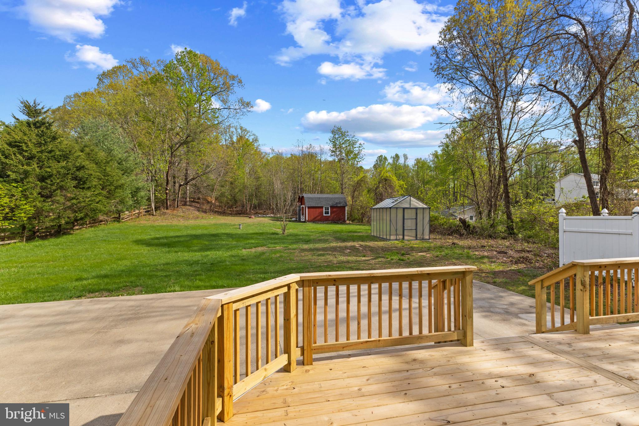 EDGE HILL - Residential